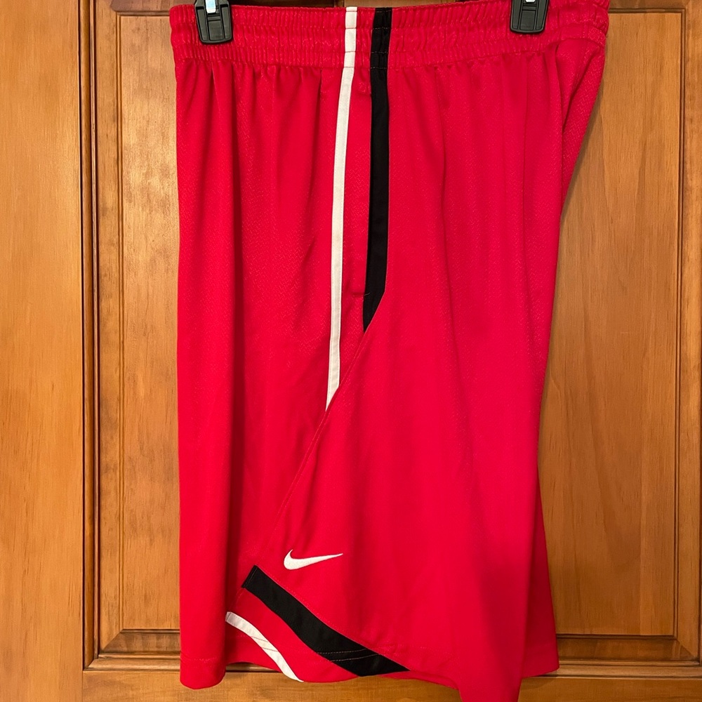 Nike Dri Fit Brand Men’s Medium Athletic Shorts